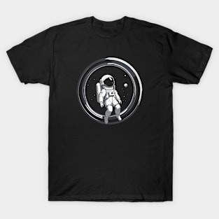 Escape From Spaceship - Astronaut Station Adventure T-Shirt